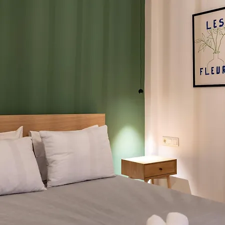 Апартаменты Cozy Nest With Panoramic Views Каламата