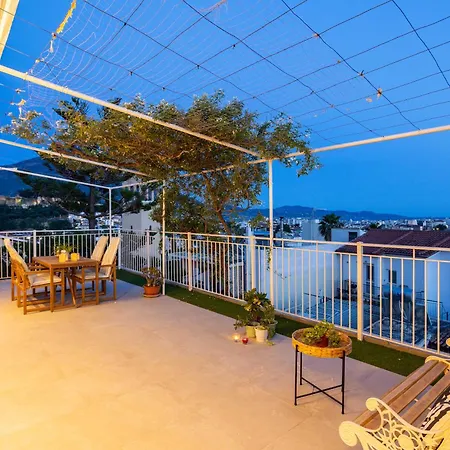 Lejlighed Cozy Nest With Panoramic Views Kalamata