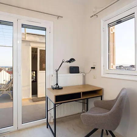 Cozy Nest With Panoramic Views Appartamento Kalamata