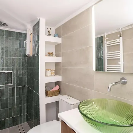 Appartamento Cozy Nest With Panoramic Views Kalamata