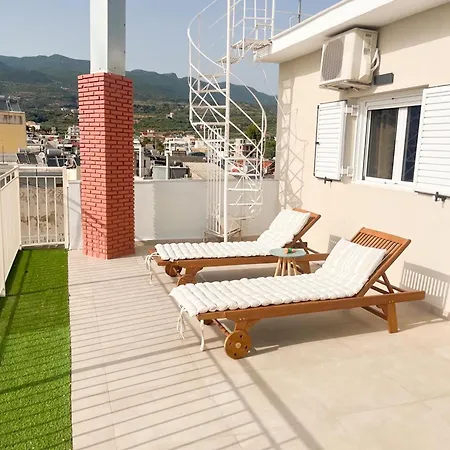 Appartamento Cozy Nest With Panoramic Views Kalamata
