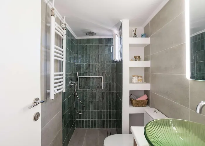 Cozy Nest With Panoramic Views Appartement Kalamata