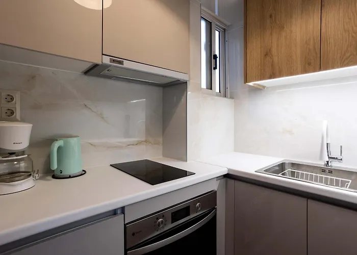 Cozy Nest With Panoramic Views Apartamento *